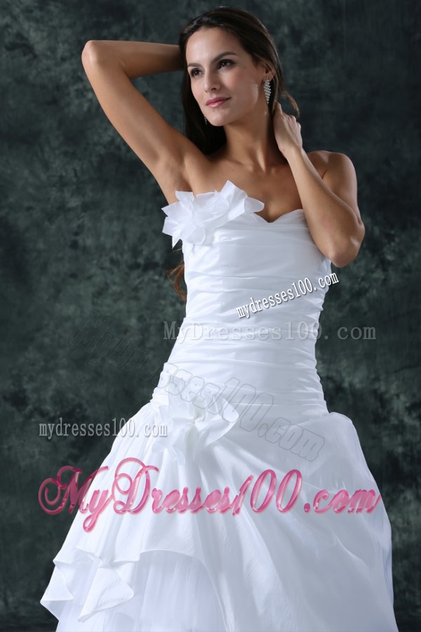 Sweetheart Column Ruche Decorate Floor-length Wedding Dress