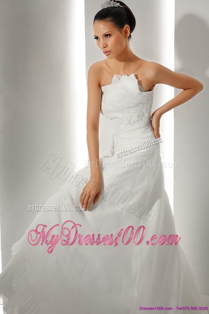 Unique Brush Train Ruching White Wedding Dresses with Appliques