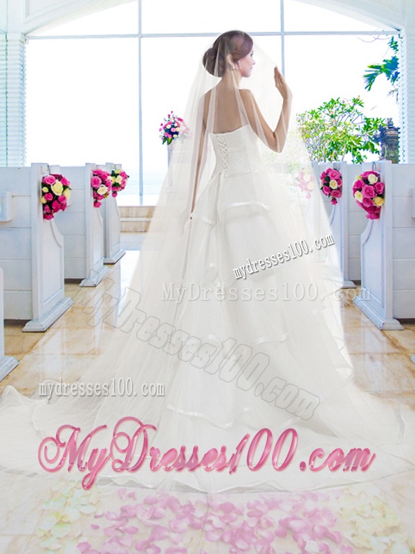 Fashionable Ruffled Layers Bridal Dresses with Brush Train