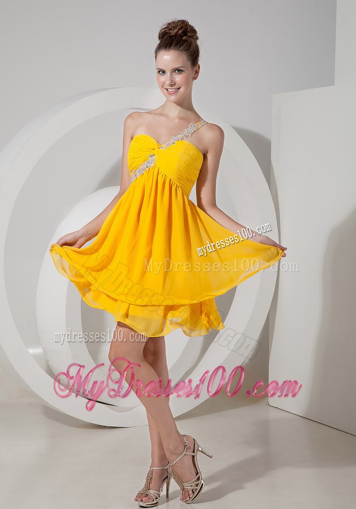 One Shoulder Yellow Empire Beading Evening Dress in Mini-length