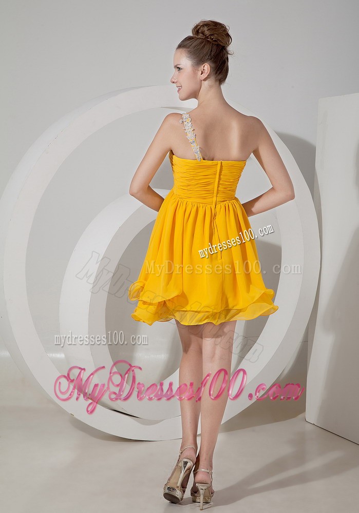 One Shoulder Yellow Empire Beading Evening Dress in Mini-length