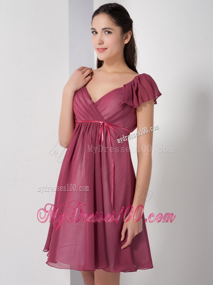 Burgundy V-neck Knee-length Prom Evening Dress with Ruching