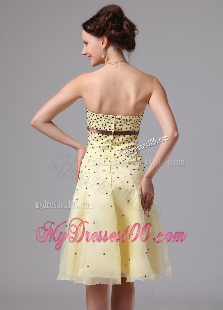 Light Yellow Beading and Sash Knee-length Prom Dress For Evening