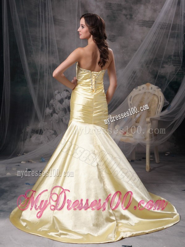 Perfect Light Yellow Mermaid Sweetheart Evening Dress Taffeta Beading Brush Train