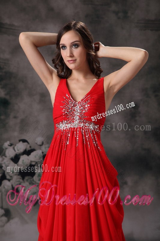Pretty Red Beading V-neck 2013 Evening Dress with Brush Train