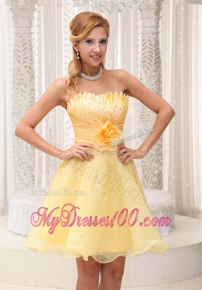 Hand Made Flower Light Yellow Beaded Decorate Bust Prom Dress