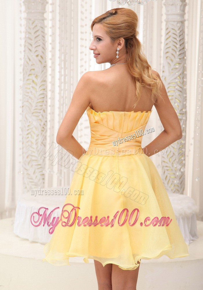 Hand Made Flower Light Yellow Beaded Decorate Bust Prom Dress
