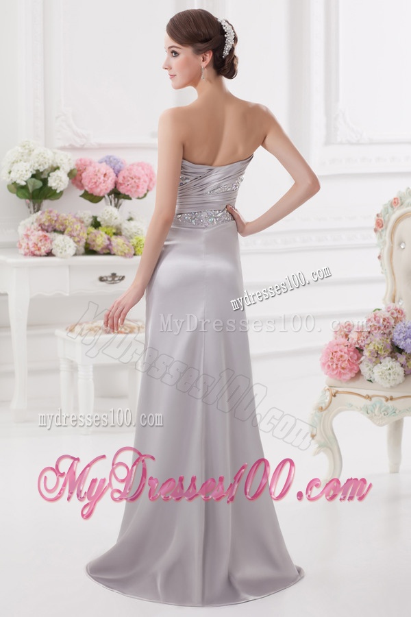 Light Grey Column Sweetheart Evening Dress with Ruching and Beading