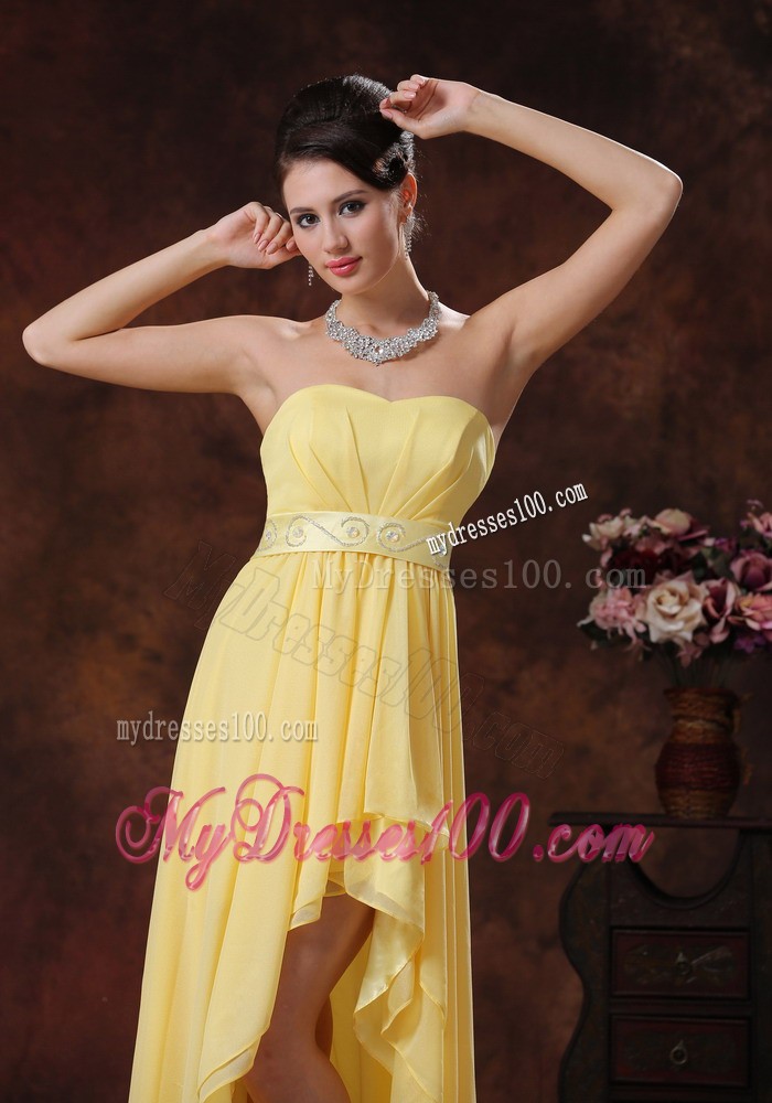 New Style Yellow Ruche Decorate High-low Prom Evening Dresses with Belt