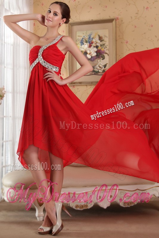 Red One Shoulder High -Low Chapel Train Rhinestones Decorated Prom Dresses