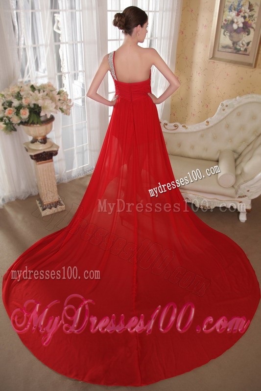 Red One Shoulder High -Low Chapel Train Rhinestones Decorated Prom Dresses