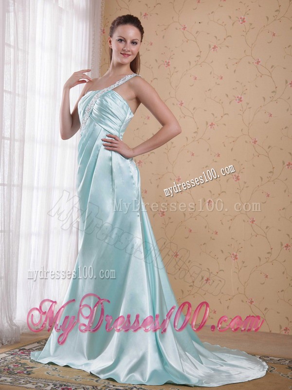 One Shoulder Beading and Ruche Decorate Brush Train Prom Gown in Light Blue