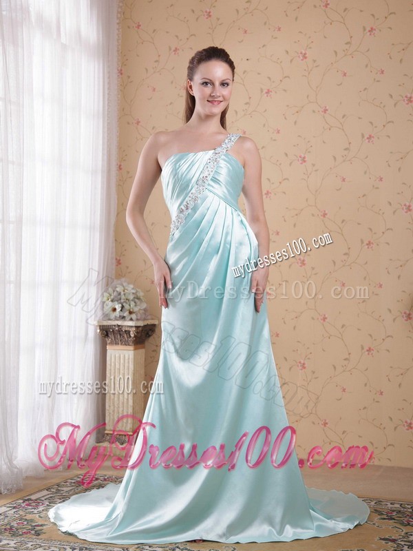 One Shoulder Beading and Ruche Decorate Brush Train Prom Gown in Light Blue