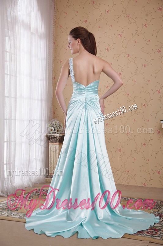One Shoulder Beading and Ruche Decorate Brush Train Prom Gown in Light Blue