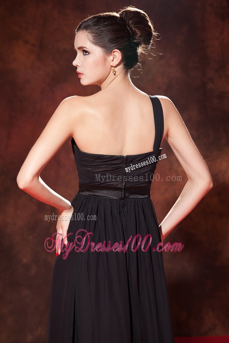 Empire Floor Length One Shoulder Black Prom Evening Dress with Ruche