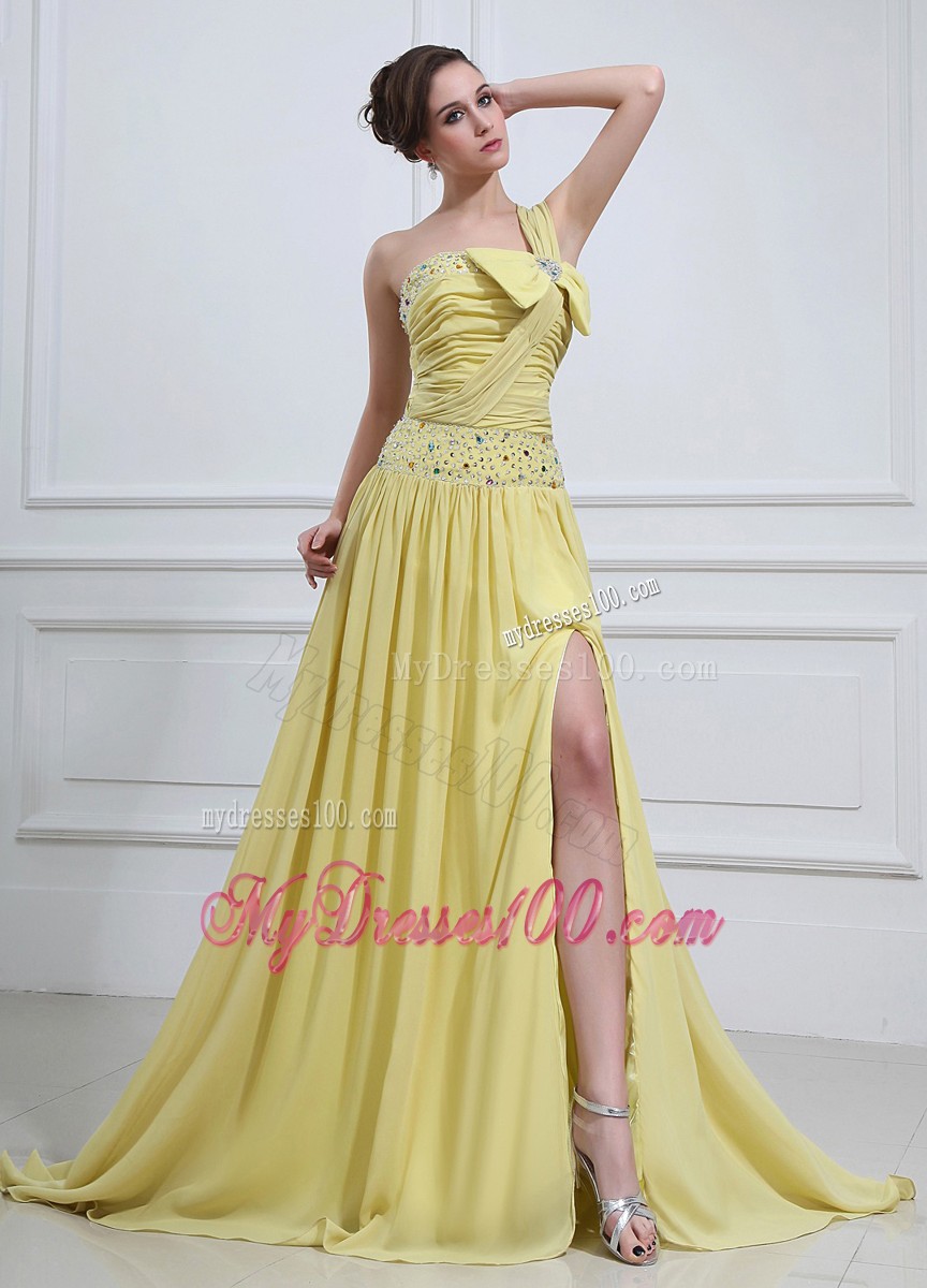 Yellow One Shoulder Empire Brush Train Prom Dress with Beadings