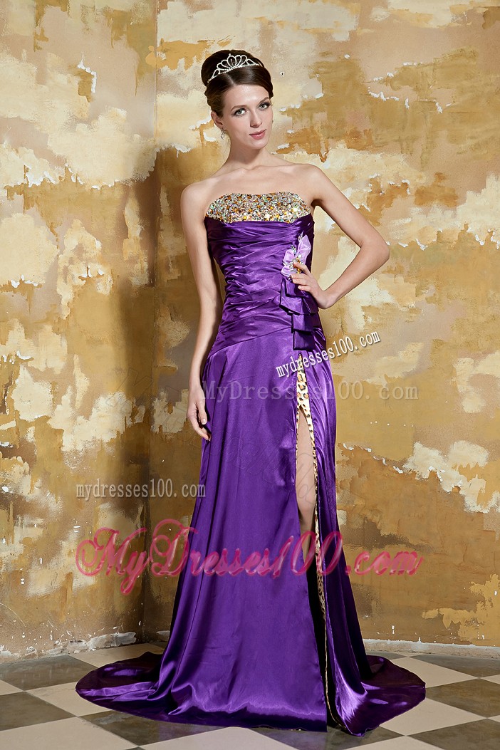 Flower and Side Slit Decorate Prom Gown in Eggplant Purple