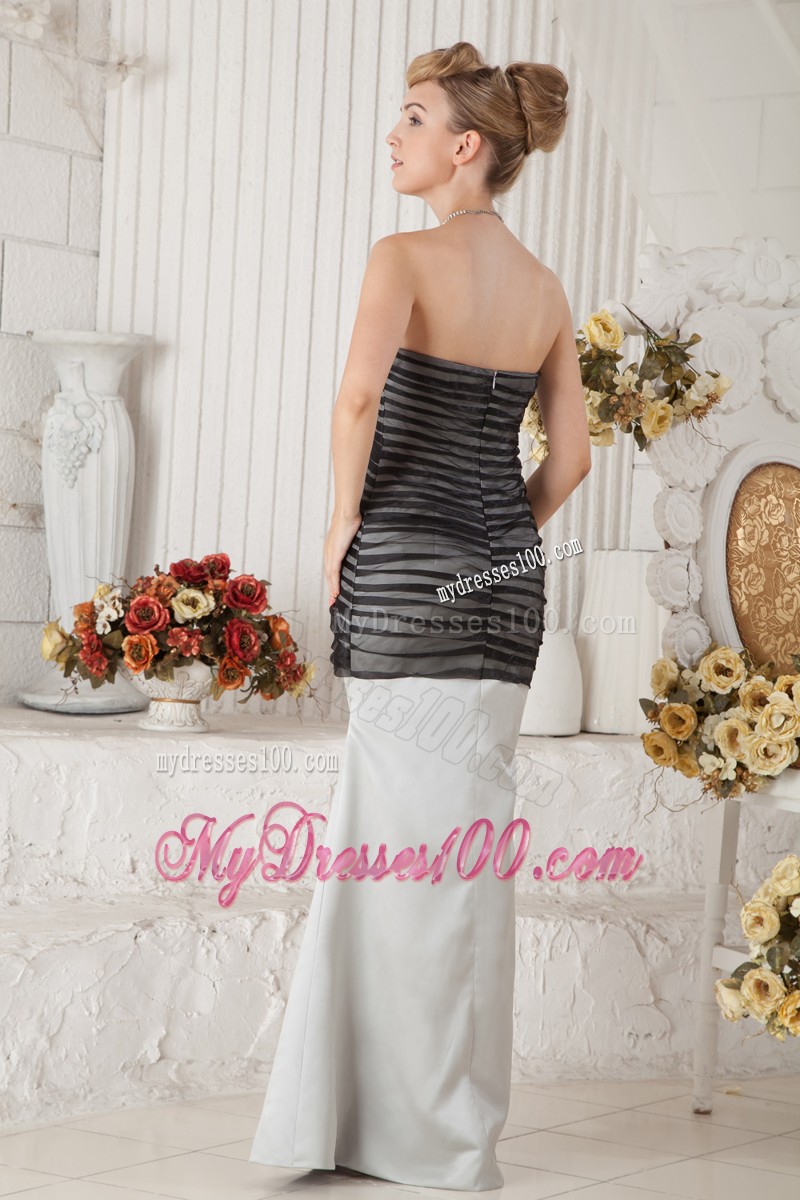 Black and Ivory Mermaid Sweetheart Ruching Prom Dresses with Zipper-up