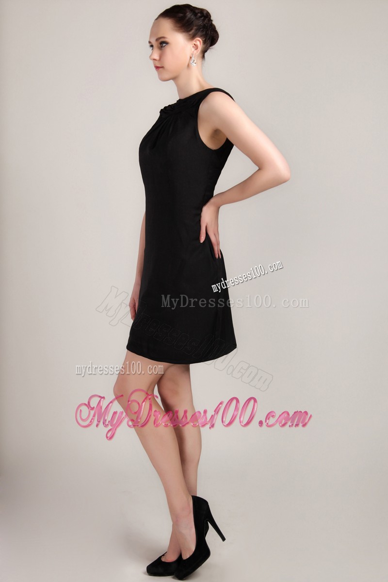 Elegant Backless Bateau Neckline Black Mini Prom Dresses