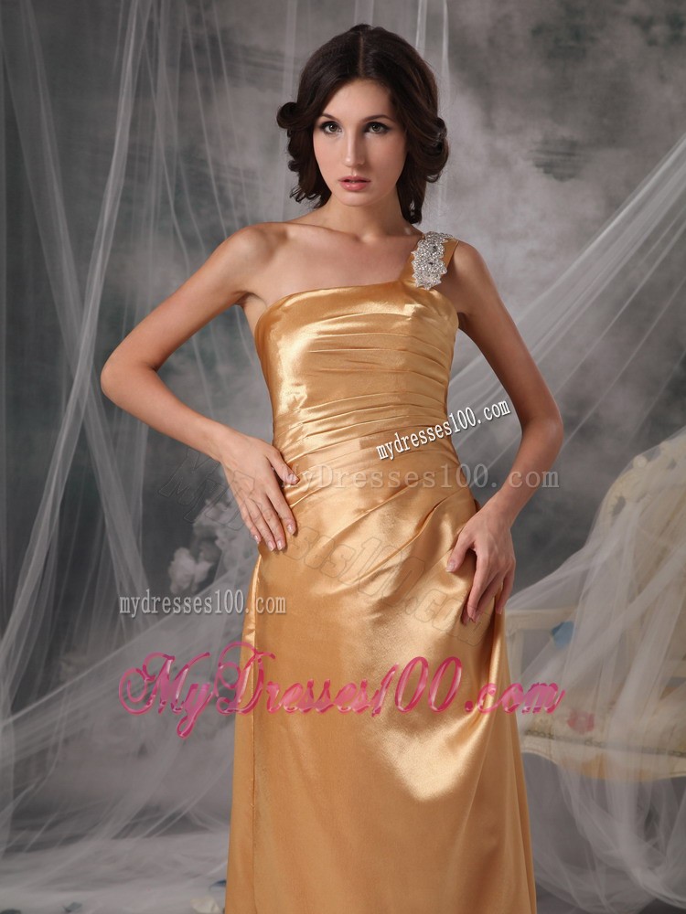 Elegant Ruching One Shoulder Prom Dress Decorated with Beadings