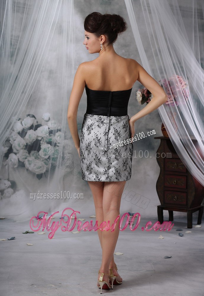 Mini-length Printing Prom Dresses with Black Hand Made Flowers