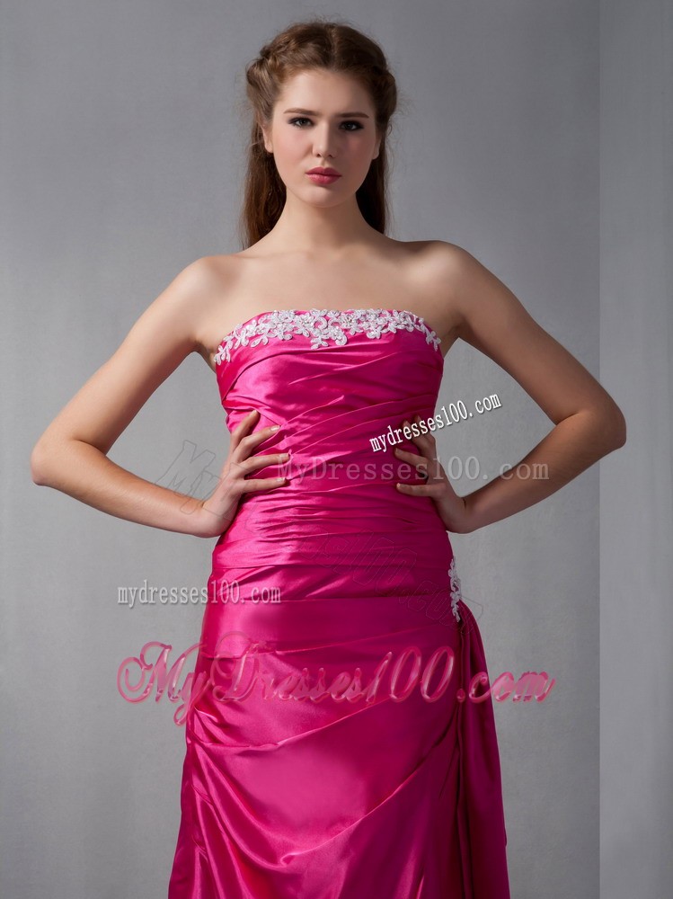 Ruching and Appliques Decorated Prom Gown with Brooch and Ruffles