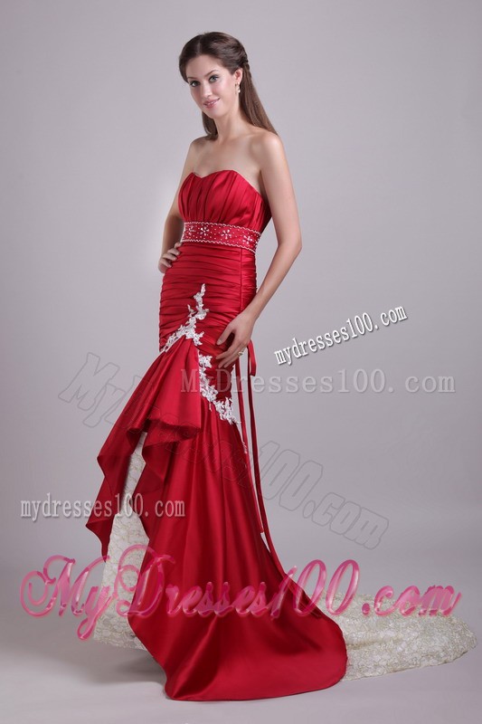 Modernistic Ruche Appliques Lace Court Train Red Prom Dresses
