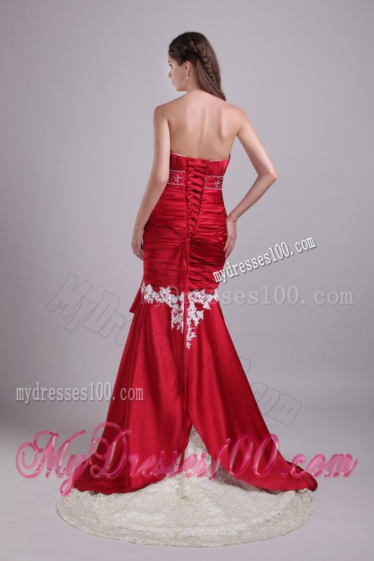 Modernistic Ruche Appliques Lace Court Train Red Prom Dresses