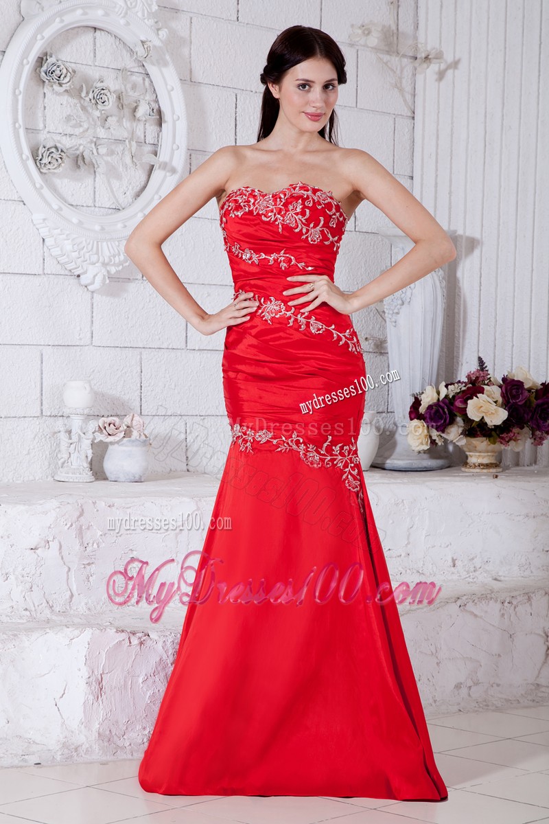Mermaid Sweetheart Prom Gown Decorated with Ruching and Appliques