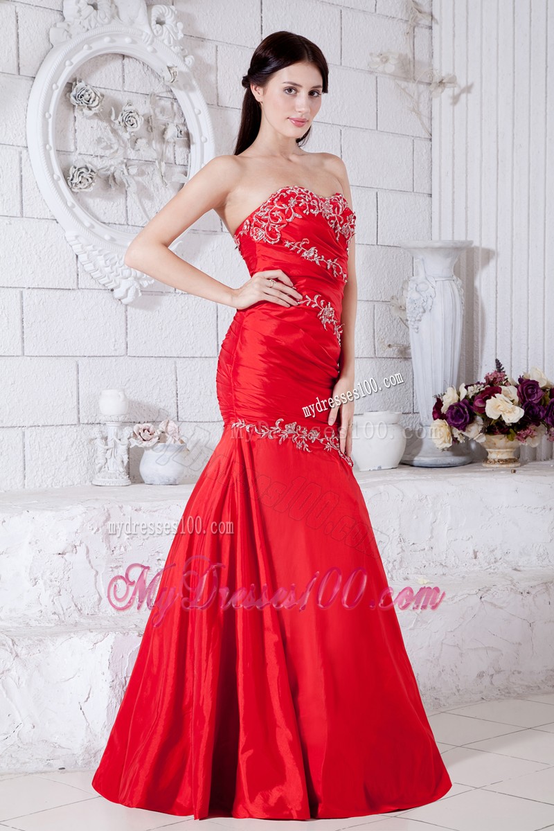 Mermaid Sweetheart Prom Gown Decorated with Ruching and Appliques
