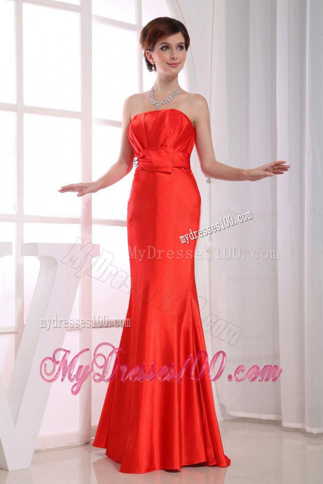 Mermaid Floor-length Dress for Prom with Petal Neckline and Beaded Sash