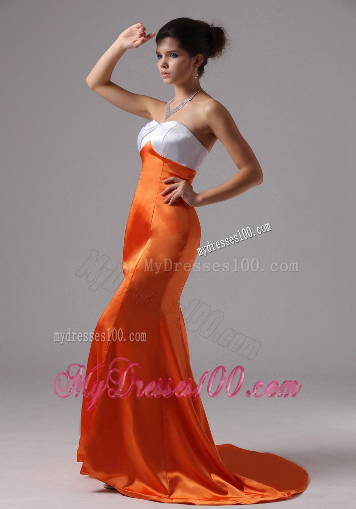 Orange Trumpet Court Train Dress for Prom with White Sweetheart Neckline