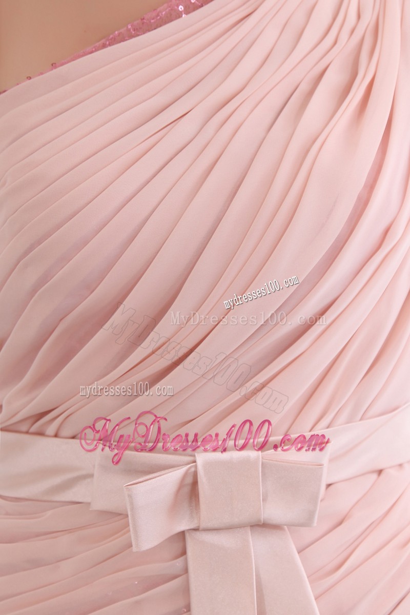 Asymmetrical Ruching Prom Gown with Bowknot and Single Sequined Sleeve
