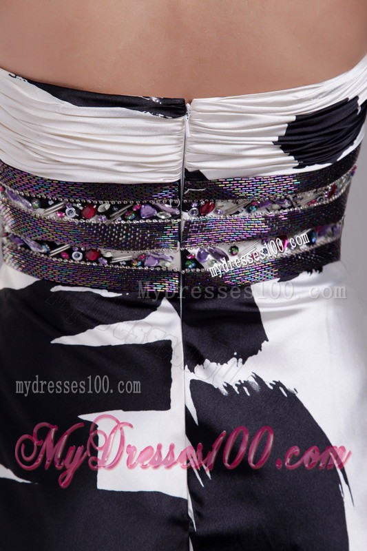 Pattern Beaded Brush Train Strapless Prom Dresses White and Black