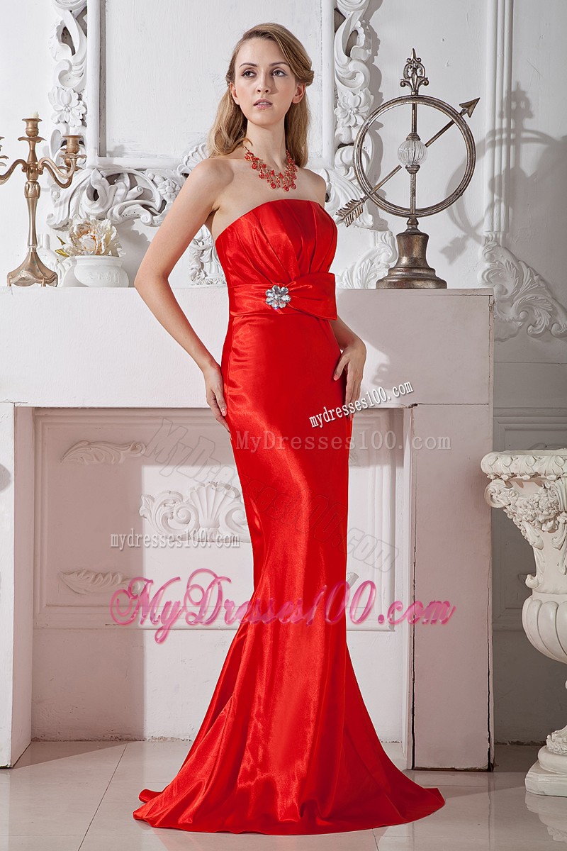 Red Sheath Strapless Beaded Brush Train Prom Dresses with Petal Neckline