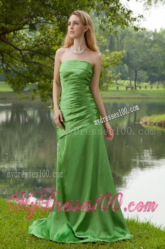 Spring Green Sweep Train Strapless Ruche Prom Dress Simple Style