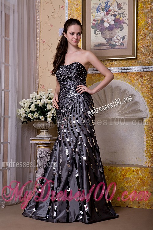 Outstanding Sweetheart Paillette Mermaid Sweep Train Black Prom Dress