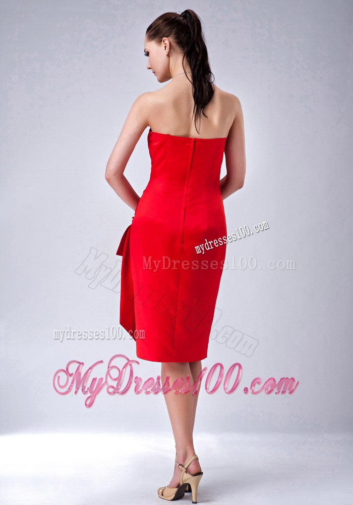 Custom Made Red Column / Sheath Strapless Bridesmaid Dress Satin Ruch Knee-length