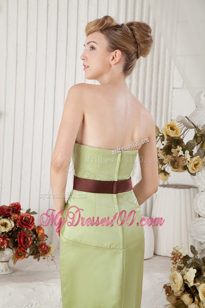Yellow Green Ruched Sweetheart Prom Dress with Sweep Train and Bead Sash