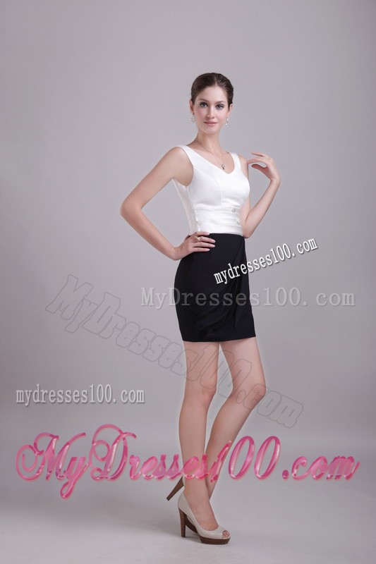 Simple Style V-neck Fitted Short Prom Dress White and Black