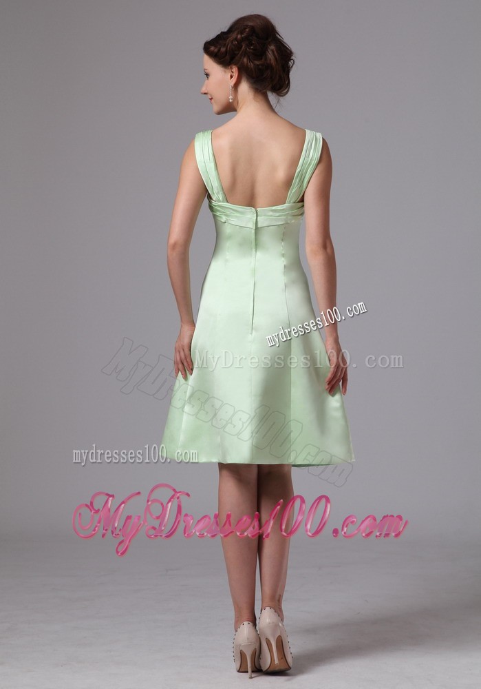 A-line Apple Green Knee-length Bridesmaid Dress with Straps