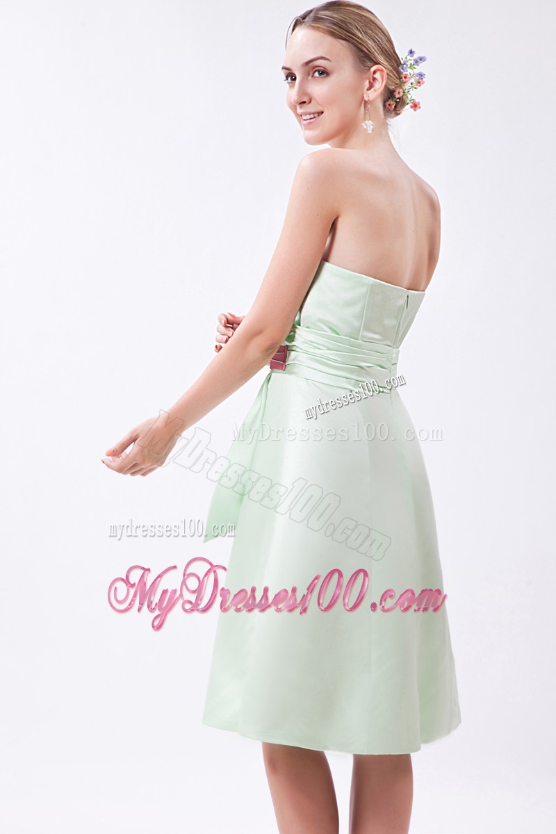 Apple Green Column Strapless Ruche Prom Dress with Bow