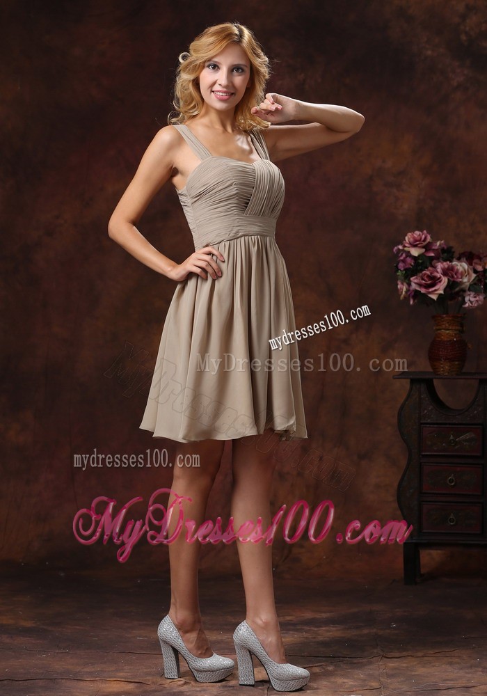 Ruche Decorate Knee-length Grey Prom Dress With Straps Neckline
