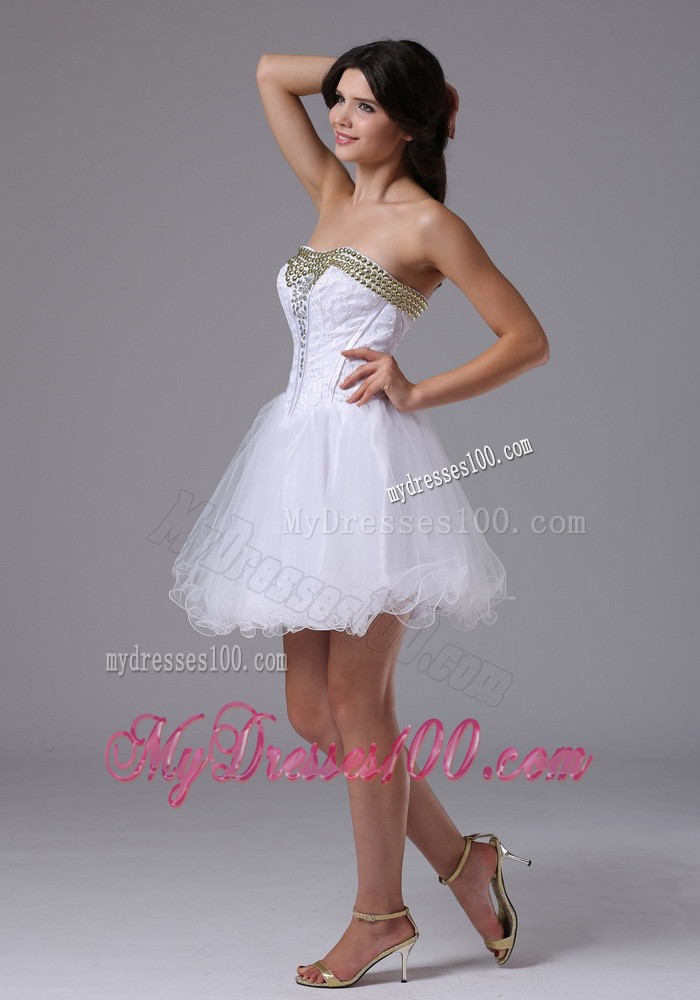 Pretty White Princess Short Cocktail Dresses With Beaded Custom Made
