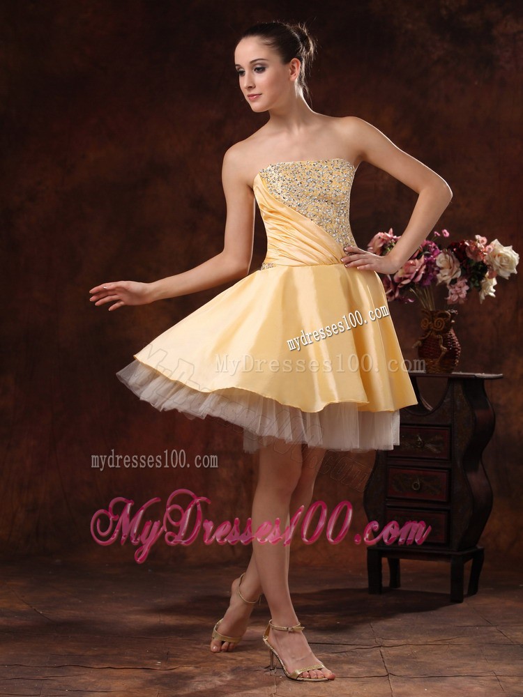 Gold Strapless Beaded Knee-length Cocktail Dresses For Custom Made