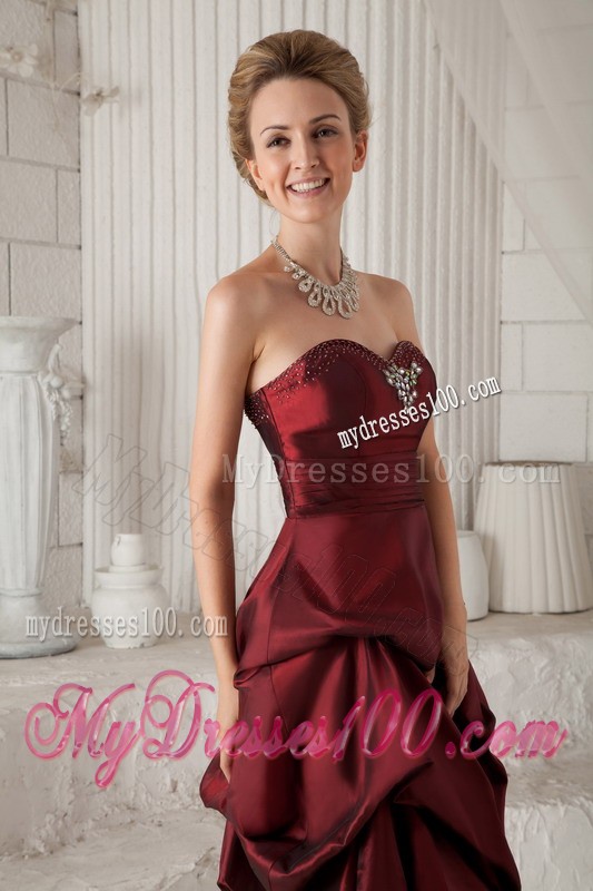 Burgundy Column Sweetheart Knee-length Beading Cocktail Dresses