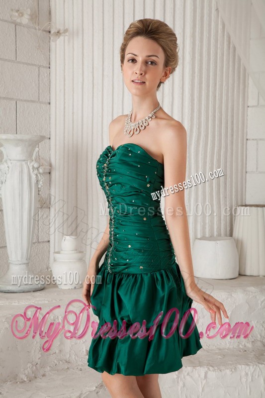 Green Column Sheath Sweetheart Knee-length Beading Cocktail Dress