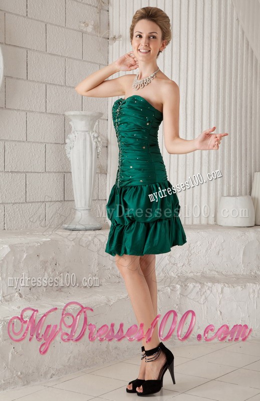 Green Column Sheath Sweetheart Knee-length Beading Cocktail Dress