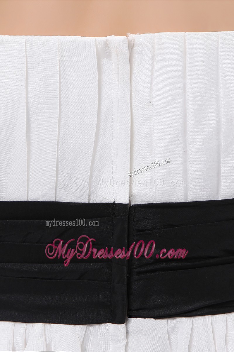 White Princess Strapless Mini-length Appliques Cocktail Dresses