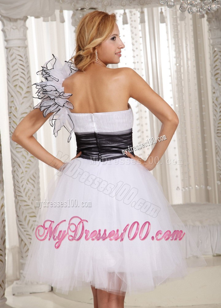 Elegant One Shoulder Princess White Cocktail Dress Hand Made Flower